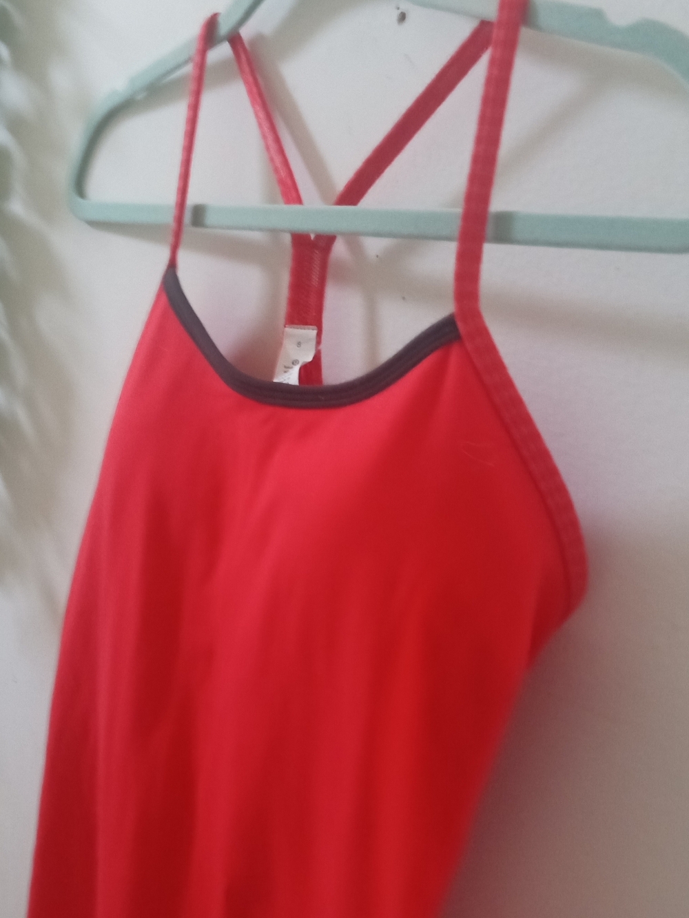 Lululemon Red Women's Strappy Tank Top - Lightweight Summer Layer - Picture 2 of 5